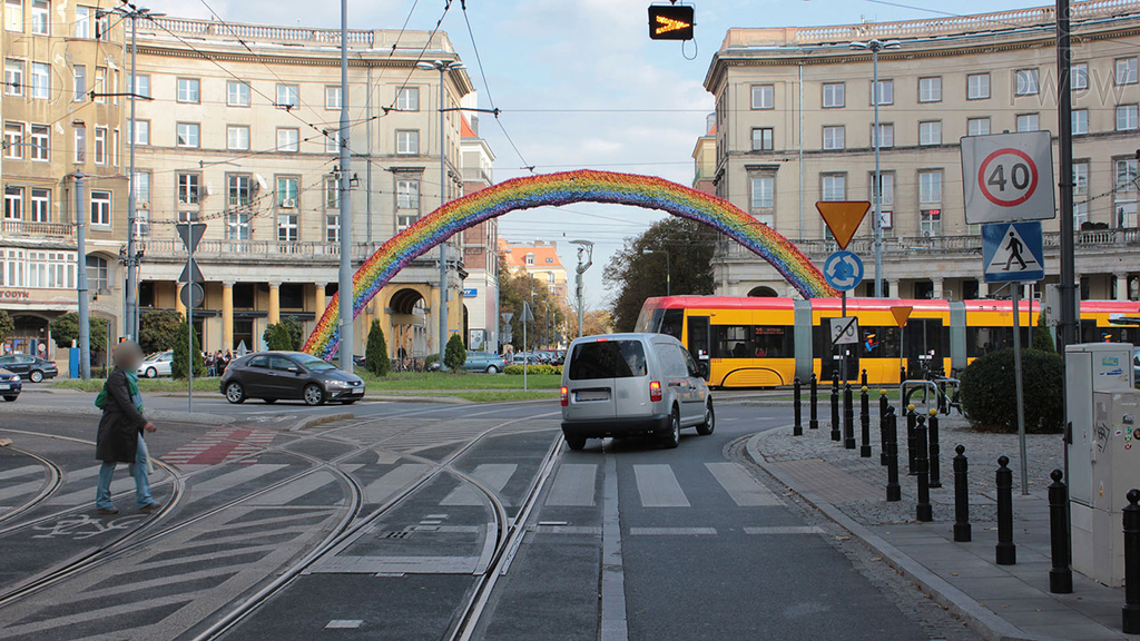 Pytanie Q-0744: Czy ograniczenie prędkości określone tym znakiem obowiązuje tylko do najbliższego skrzyżowania?