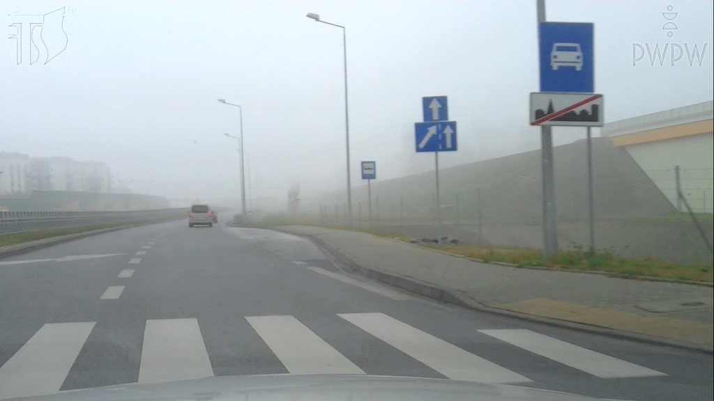 Pytanie Q-1302: Czy zatrzymując na tej drodze pojazd, który uległ awarii, masz obowiązek umieścić ostrzegawczy trójkąt odblaskowy w odległości 100 m za nim?
