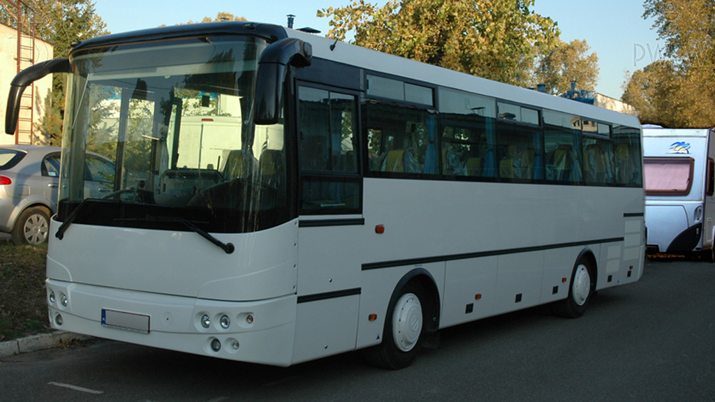 Pytanie Q-1208: Jaka jest maksymalna dopuszczalna długość zespołu pojazdów złożonego z autobusu i przyczepy?