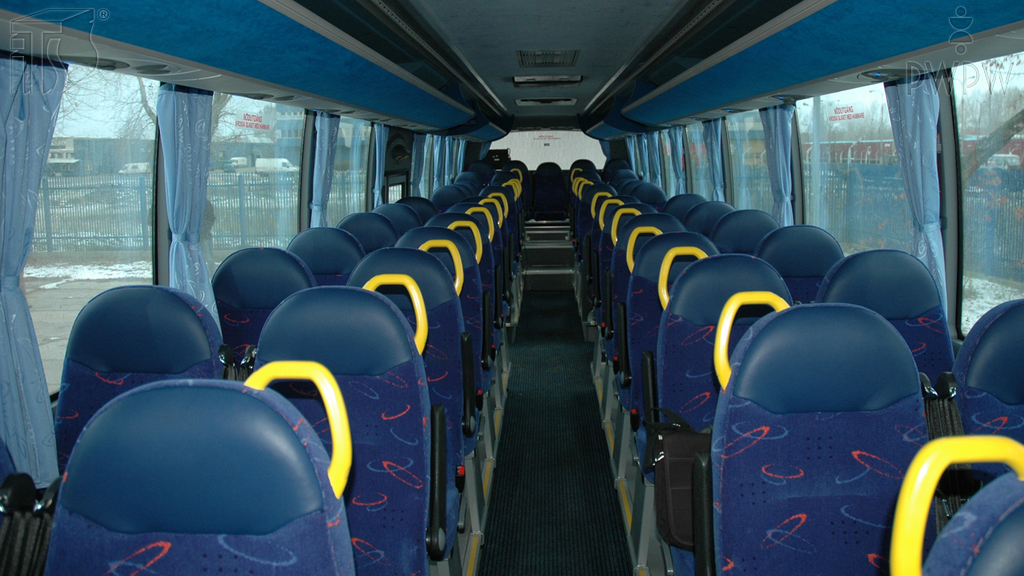 Pytanie Q-1219: Do jakiego rodzaju czynności kierowcy, zalicza się utrzymanie w czystości autobusu?