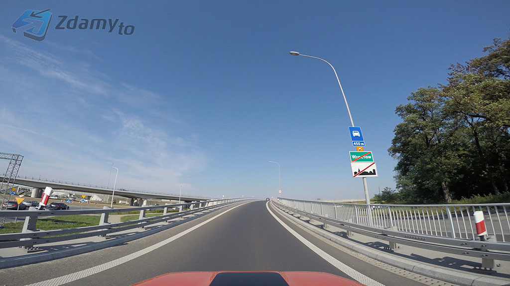 Pytanie Q-2478: Czy za widocznymi znakami wolno zwiększyć prędkość do 90 km/h?